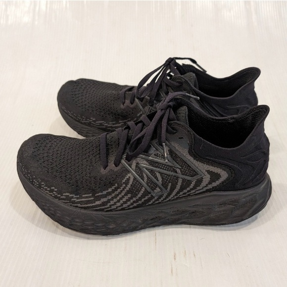 NEW BALANCE Fresh Foam Women's Black Running Shoes size 11 - Picture 3 of 8